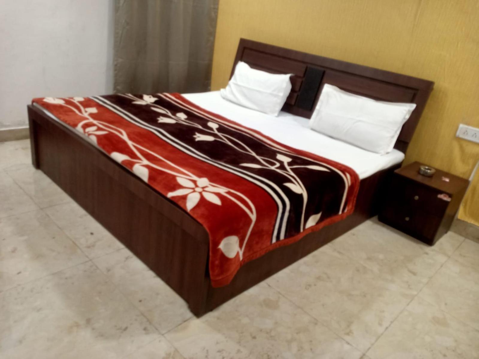 Sapphire Palace 3 Hotel Jaipur Exteriör bild
