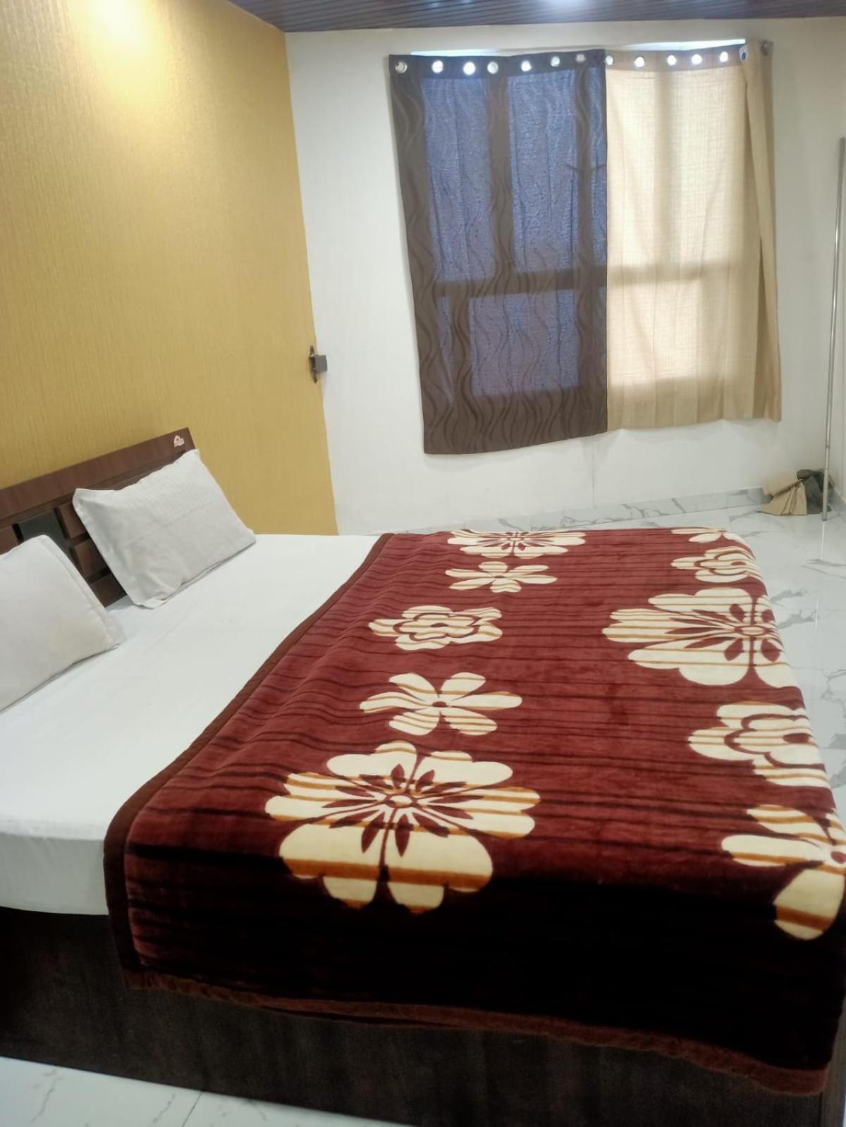 Sapphire Palace 3 Hotel Jaipur Exteriör bild